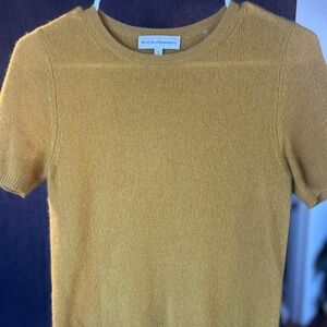 White + Warren Mustard Short Sleeve Cashmere Top